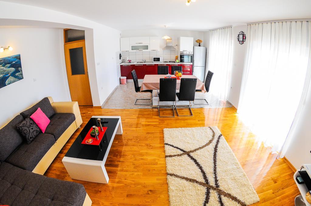 ספליט Apartments Rajic מראה חיצוני תמונה