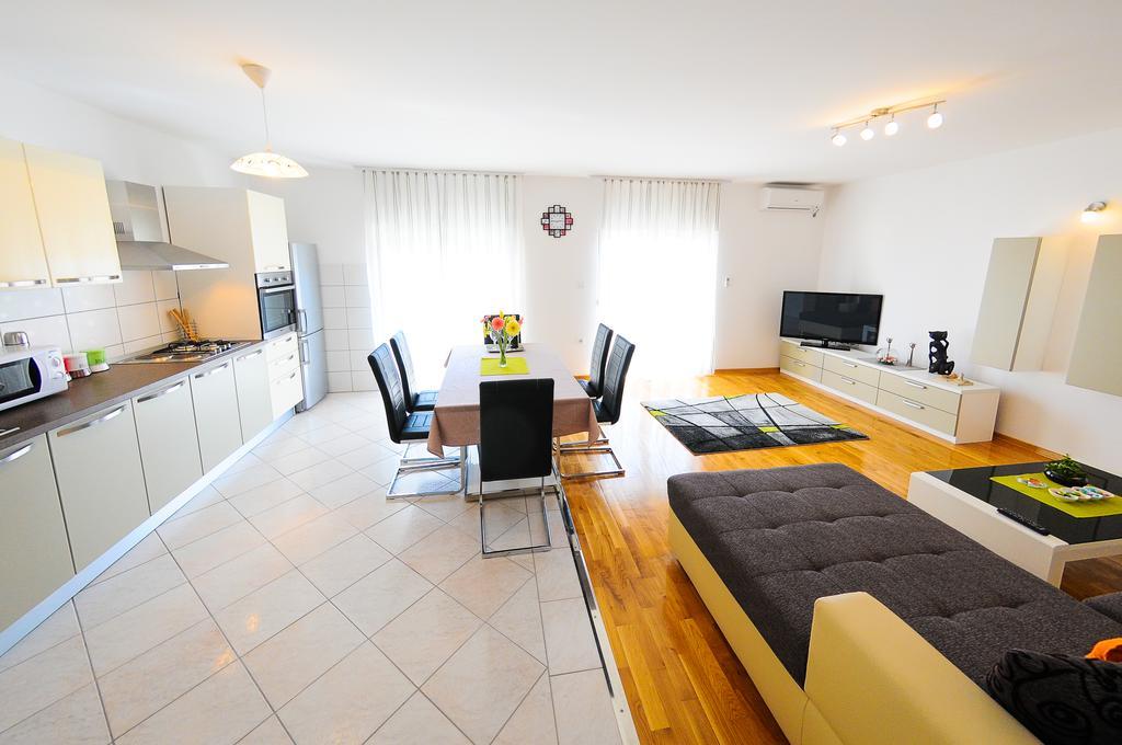 ספליט Apartments Rajic מראה חיצוני תמונה